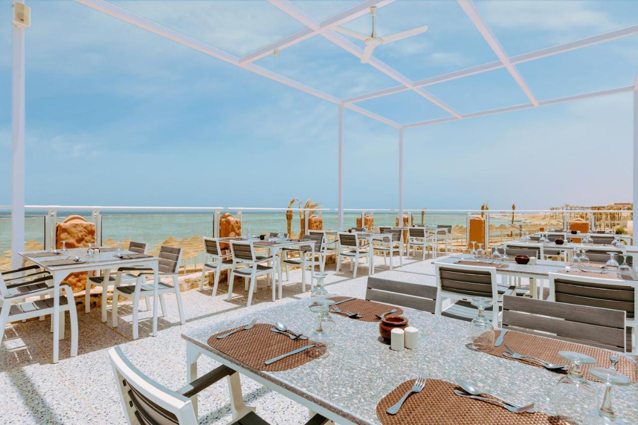 Pickalbatros Villaggio Aqua Park - Portofino 4*