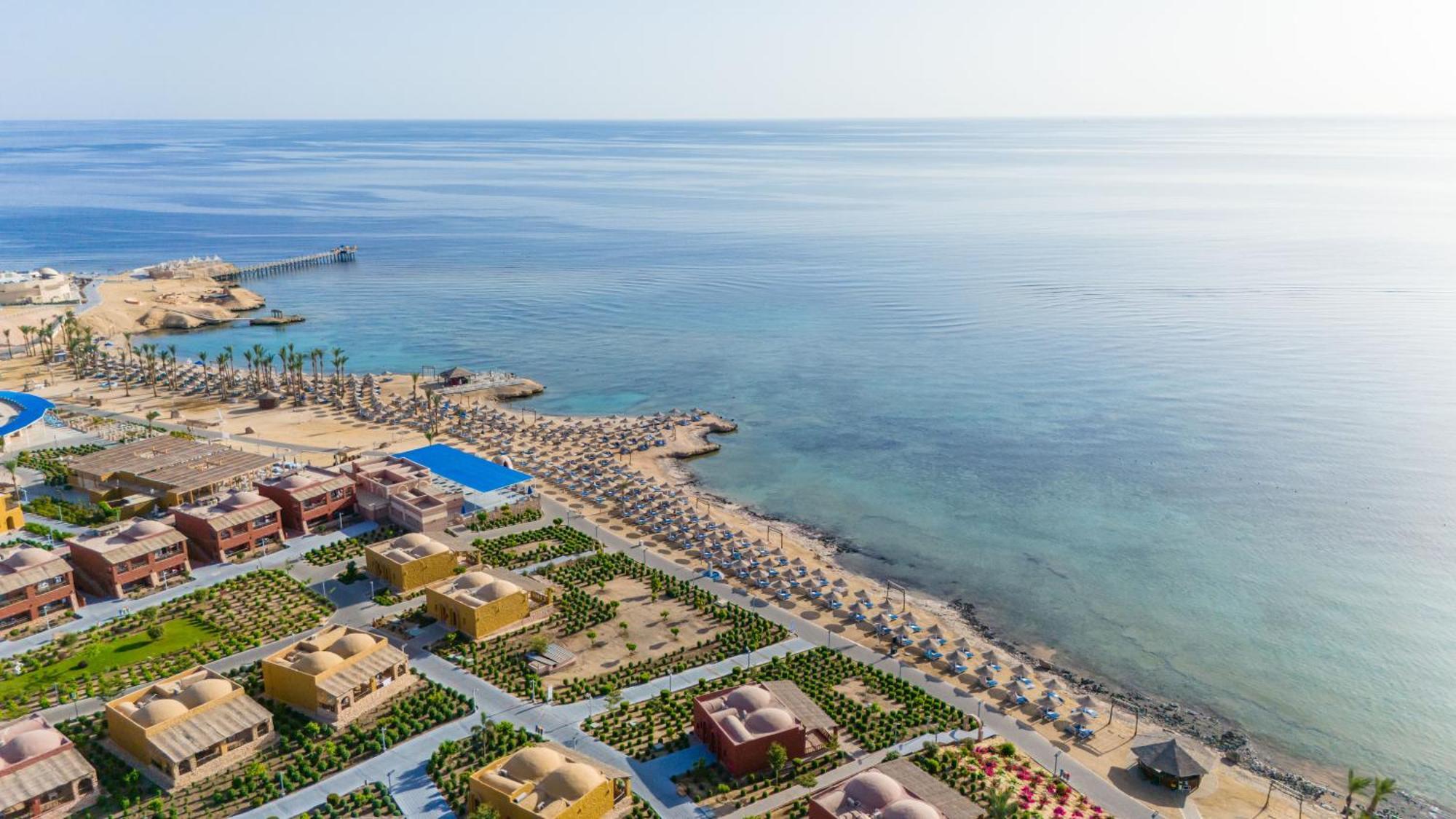 Pickalbatros Villaggio Aqua Park - Portofino 4*
